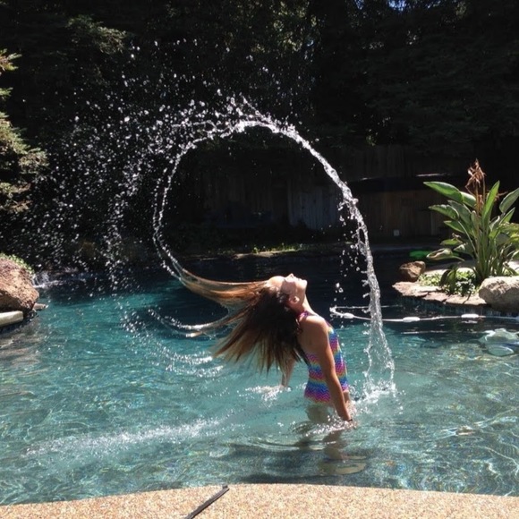 Meet your Posher, Fiona - Picture 1 of 1